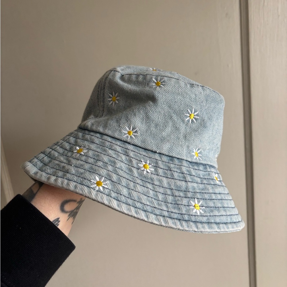Kids Denim Bucket Hat with Daisy Embroidery